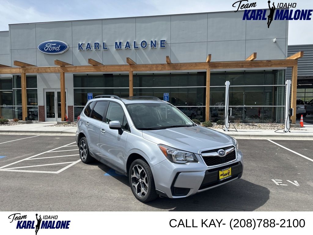2016 SUBARU Forester