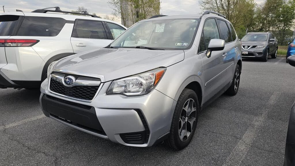 2016 SUBARU Forester