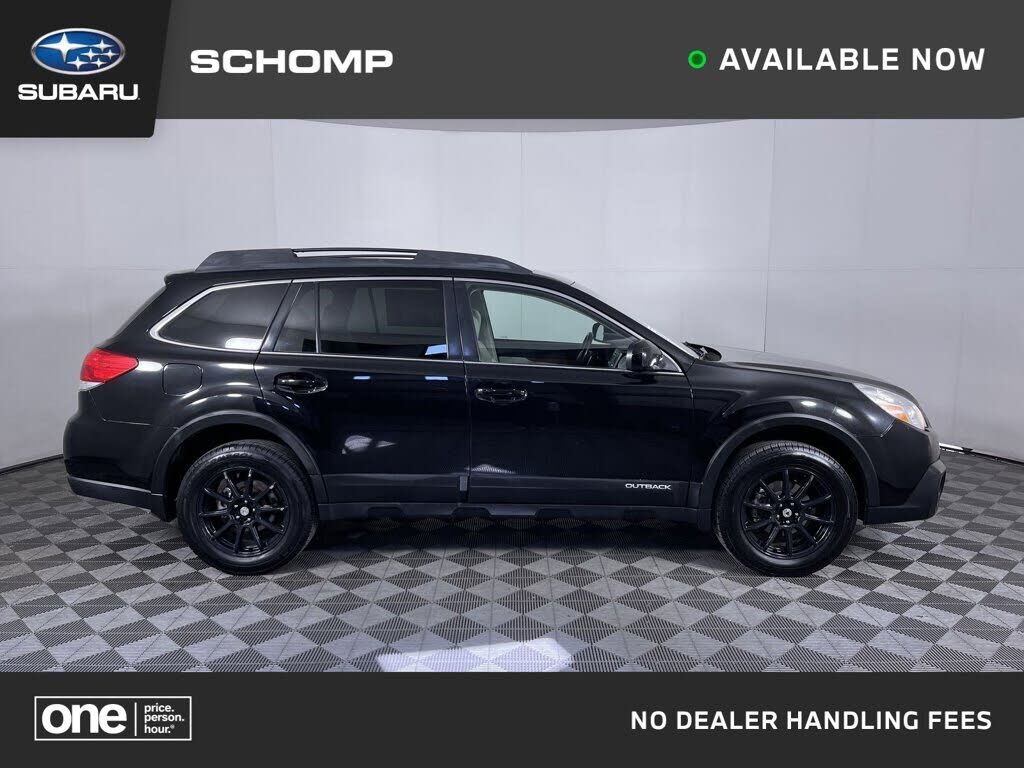 2013 SUBARU Outback