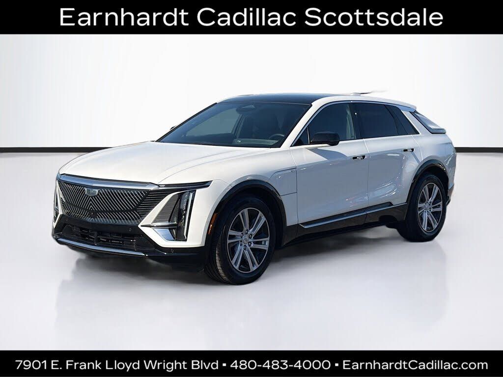 2024 CADILLAC Lyriq