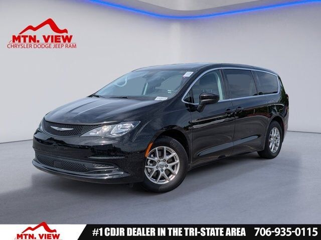 2024 CHRYSLER Voyager