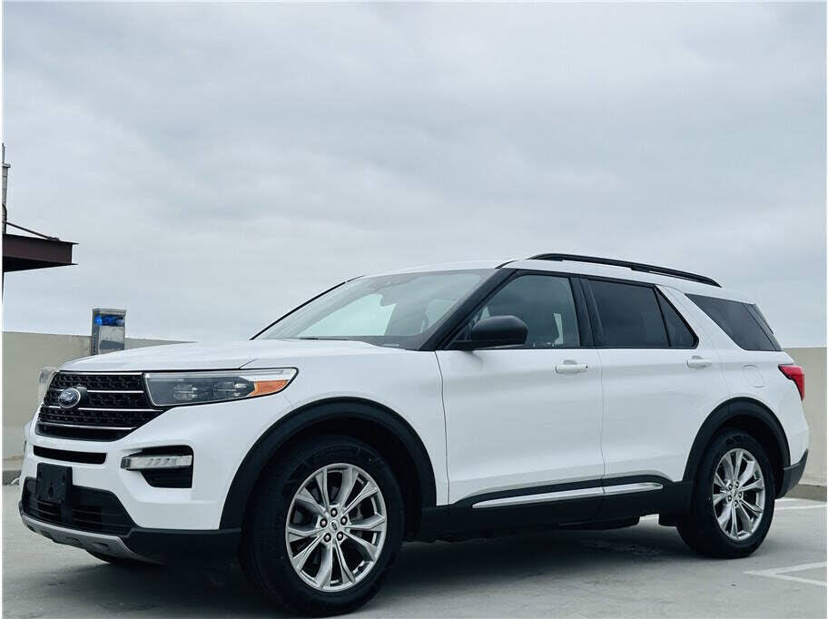 2020 FORD Explorer