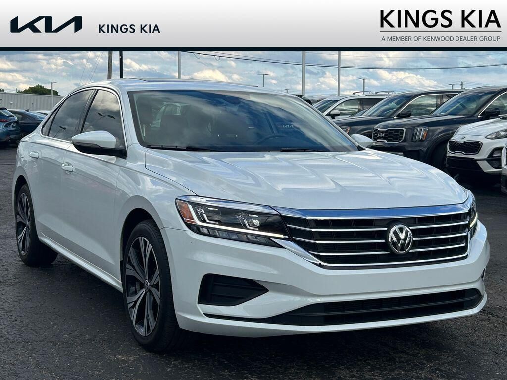 2022 VOLKSWAGEN Passat