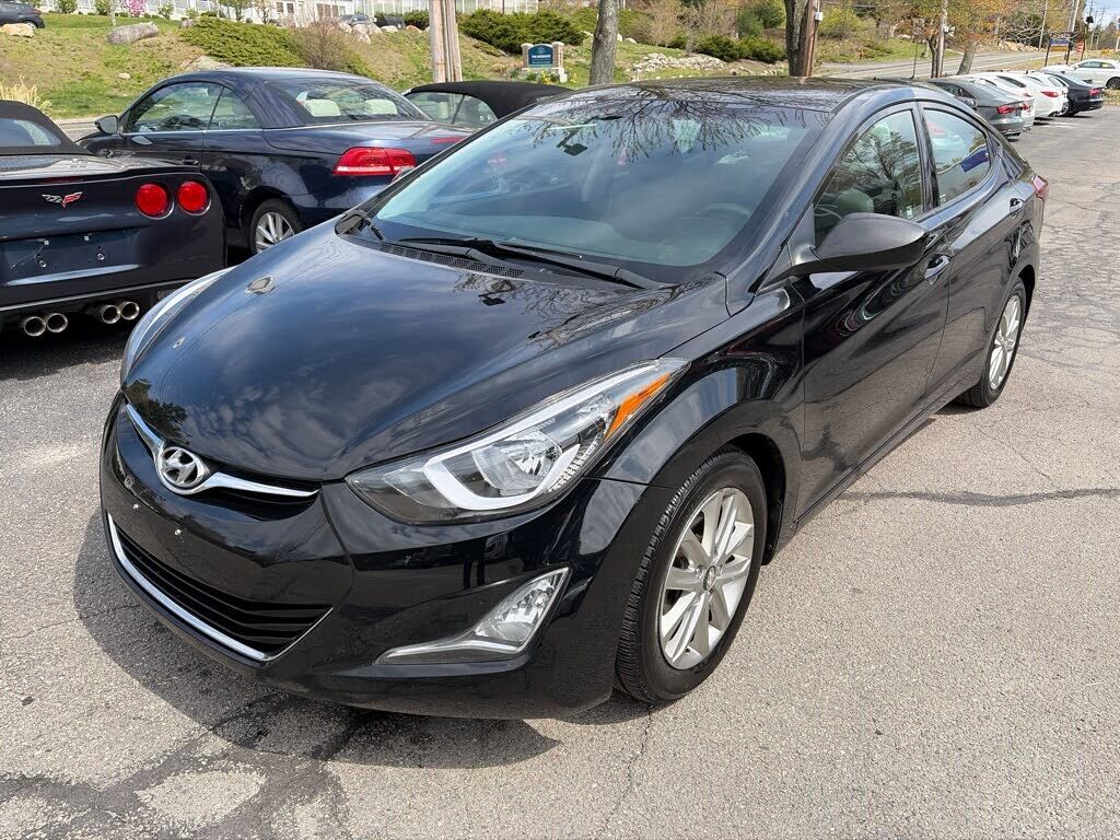 2016 HYUNDAI Elantra
