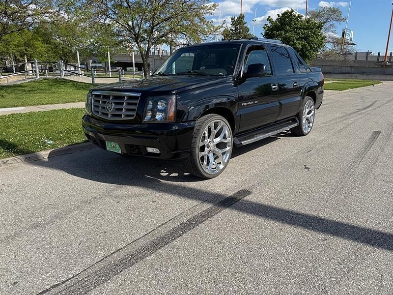 2004 CADILLAC Escalade
