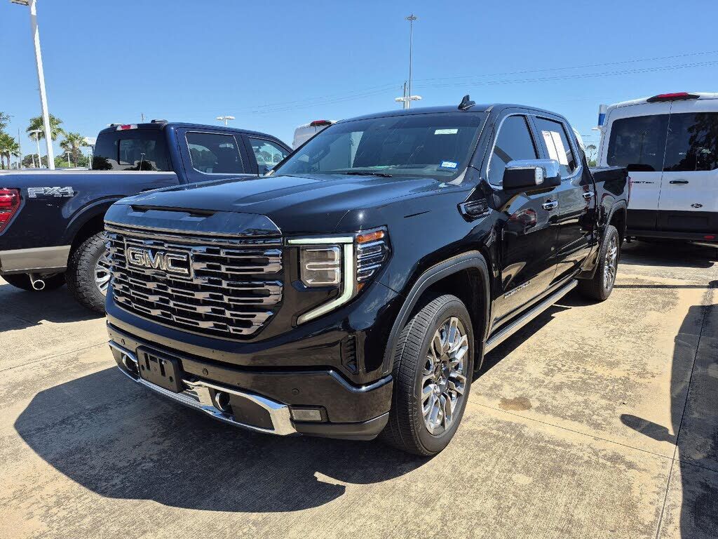 2024 GMC Sierra