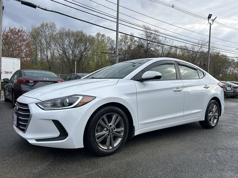 2018 HYUNDAI Elantra