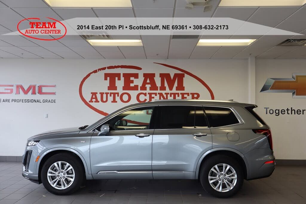 2024 CADILLAC XT6