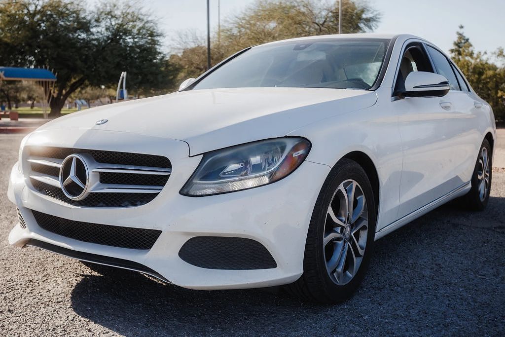 2017 MERCEDES-BENZ C-Class