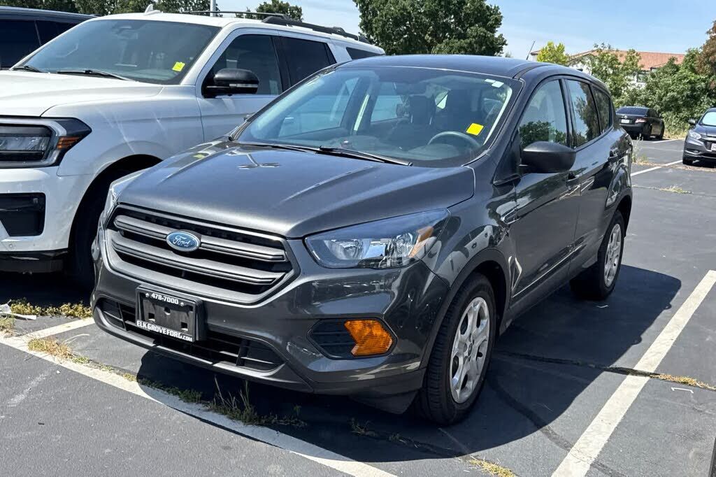 2018 FORD Escape