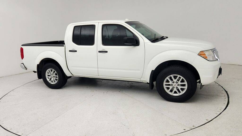 2017 NISSAN Frontier