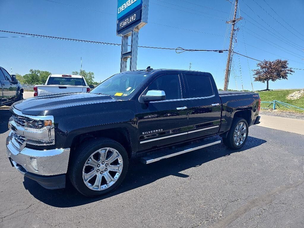 2017 CHEVROLET Silverado