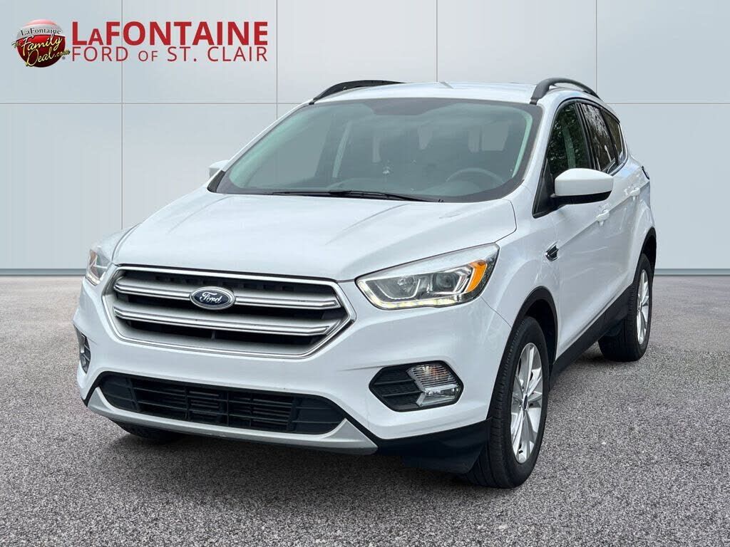 2017 FORD Escape