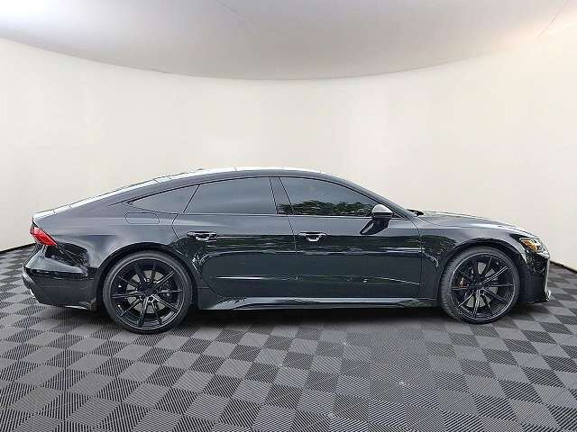 2025 AUDI RS 7