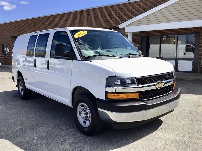 2021 CHEVROLET Express