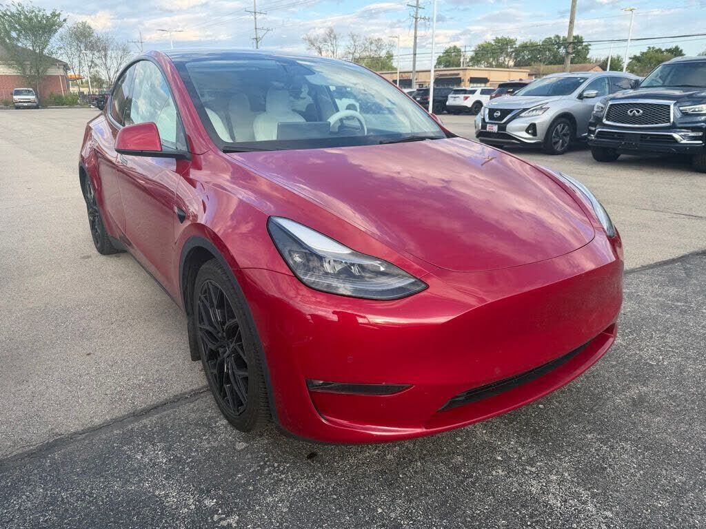 2022 TESLA Model Y