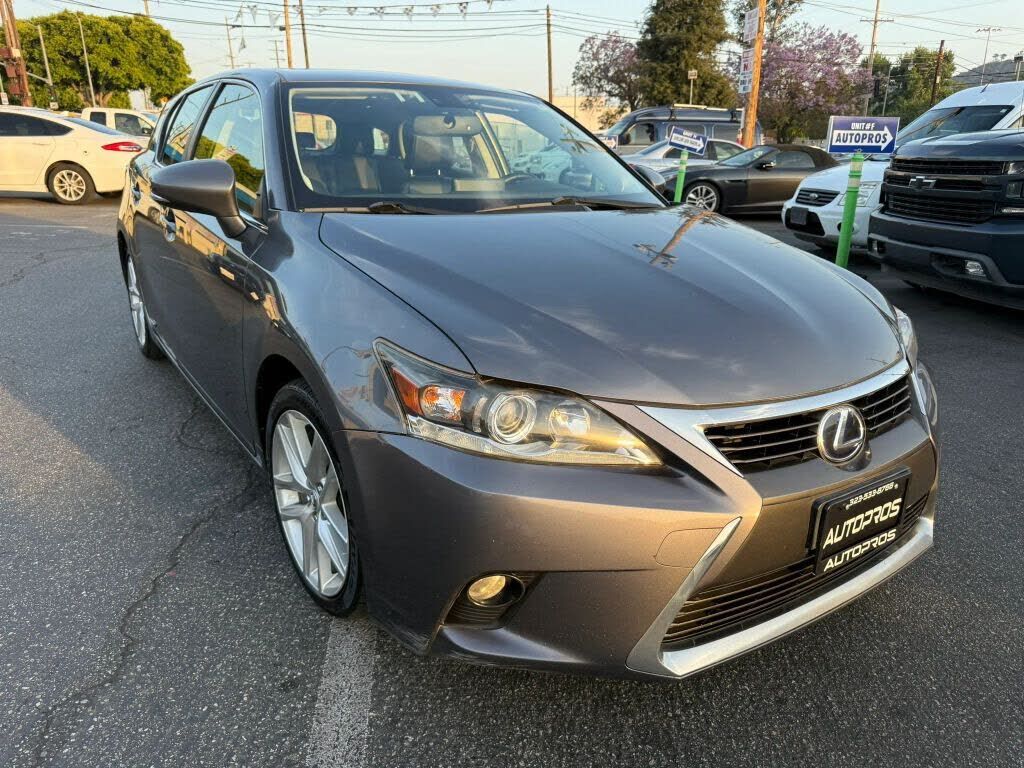 2017 LEXUS CT