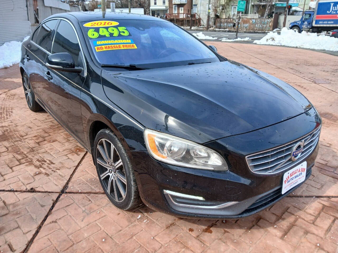 2016 VOLVO S60