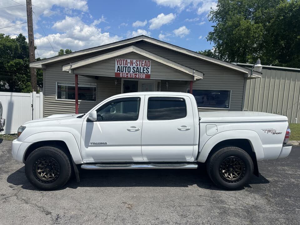 2011 TOYOTA Tacoma