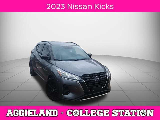 2023 NISSAN Kicks