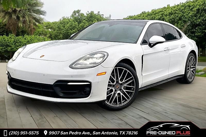 2021 PORSCHE Panamera