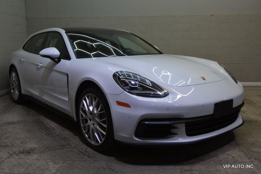 2018 PORSCHE Panamera