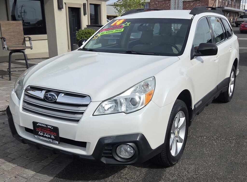 2014 SUBARU Outback