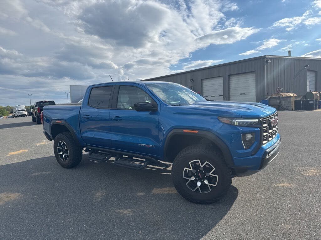 2024 GMC Canyon