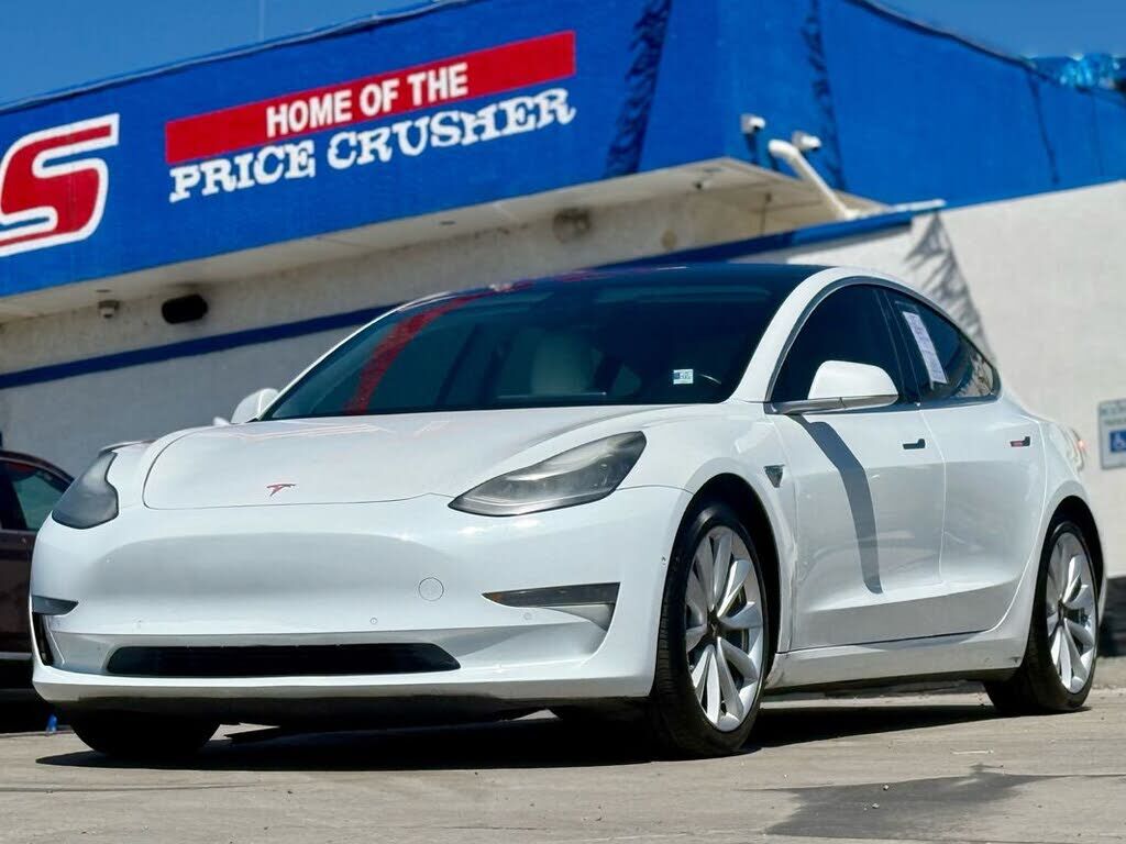 2019 TESLA Model 3