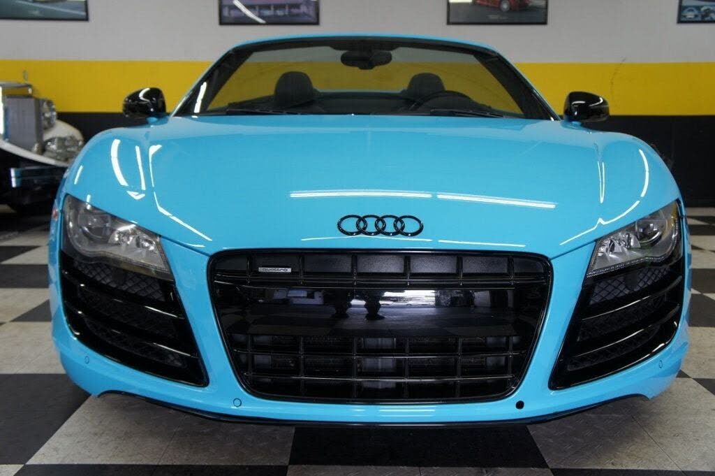2011 AUDI R8