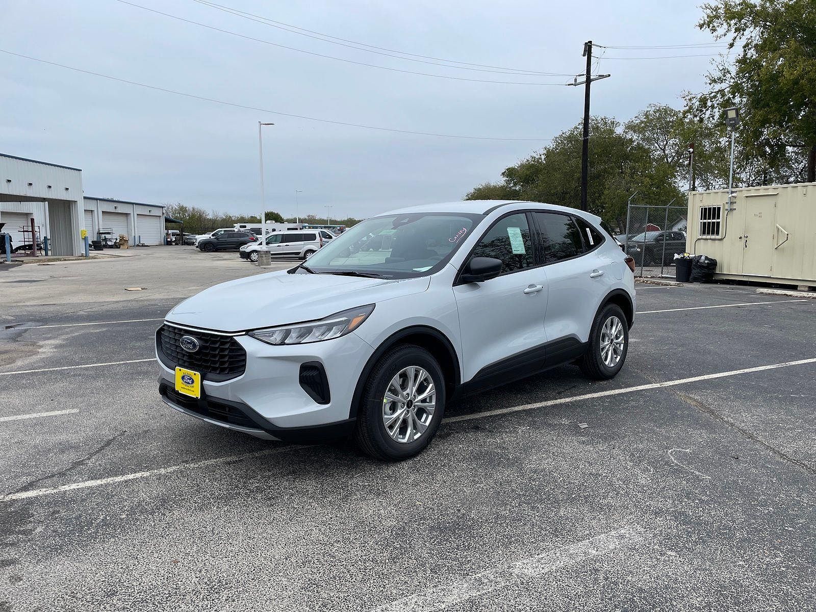 2026 FORD Escape