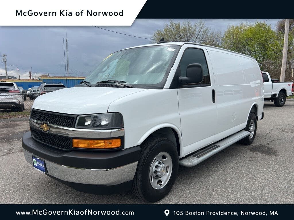 2024 CHEVROLET Express