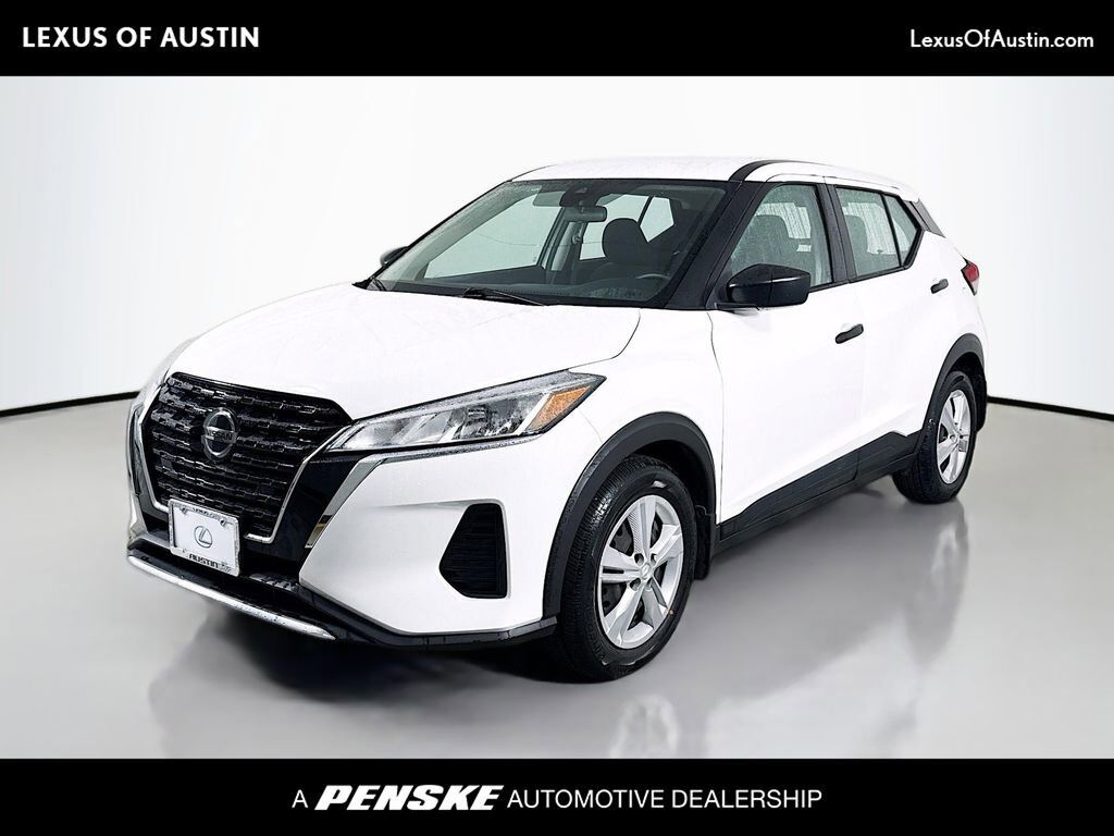2021 NISSAN Kicks