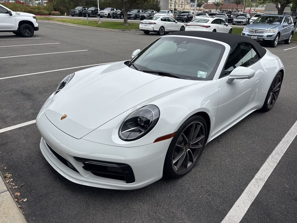 2024 PORSCHE 911