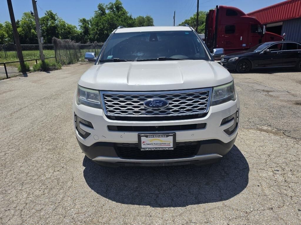 2016 FORD Explorer
