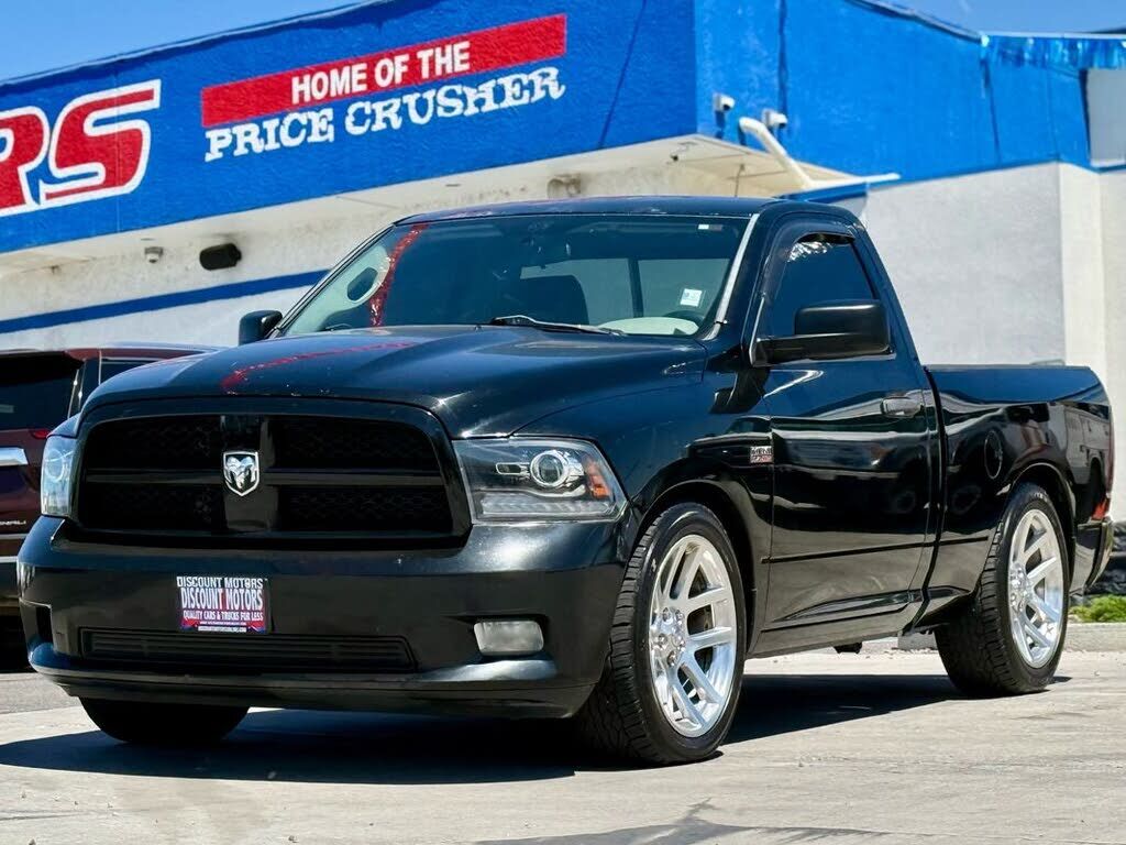 2012 DODGE Ram