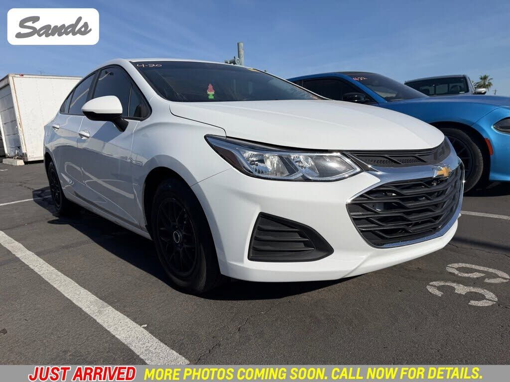 2019 CHEVROLET Cruze
