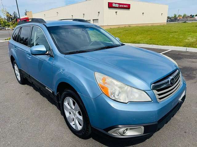 2012 SUBARU Outback
