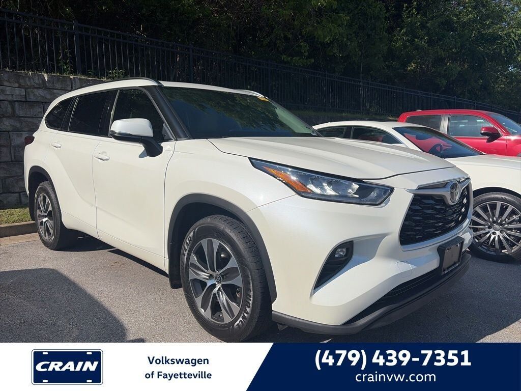 2020 TOYOTA Highlander