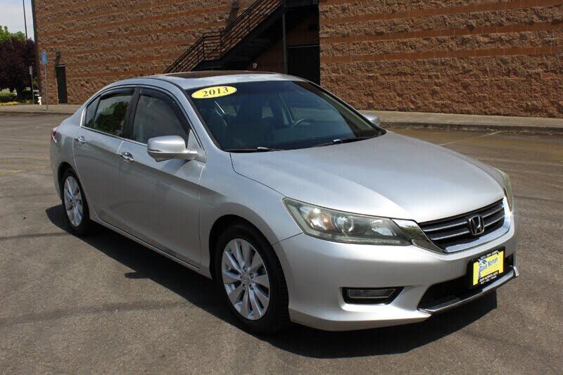 2013 HONDA Accord