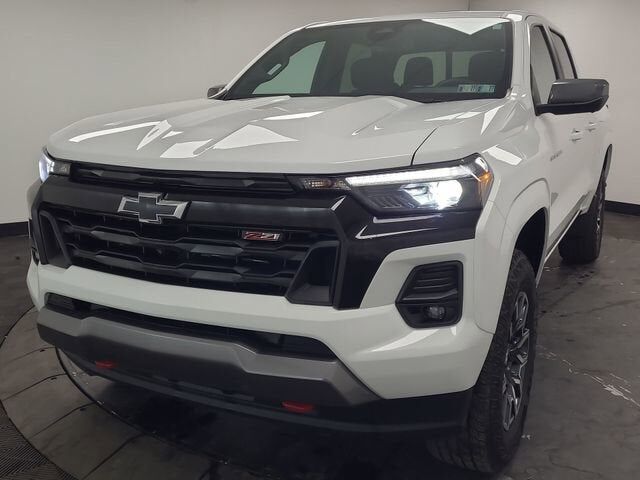 2025 CHEVROLET Colorado
