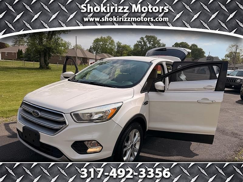 2017 FORD Escape