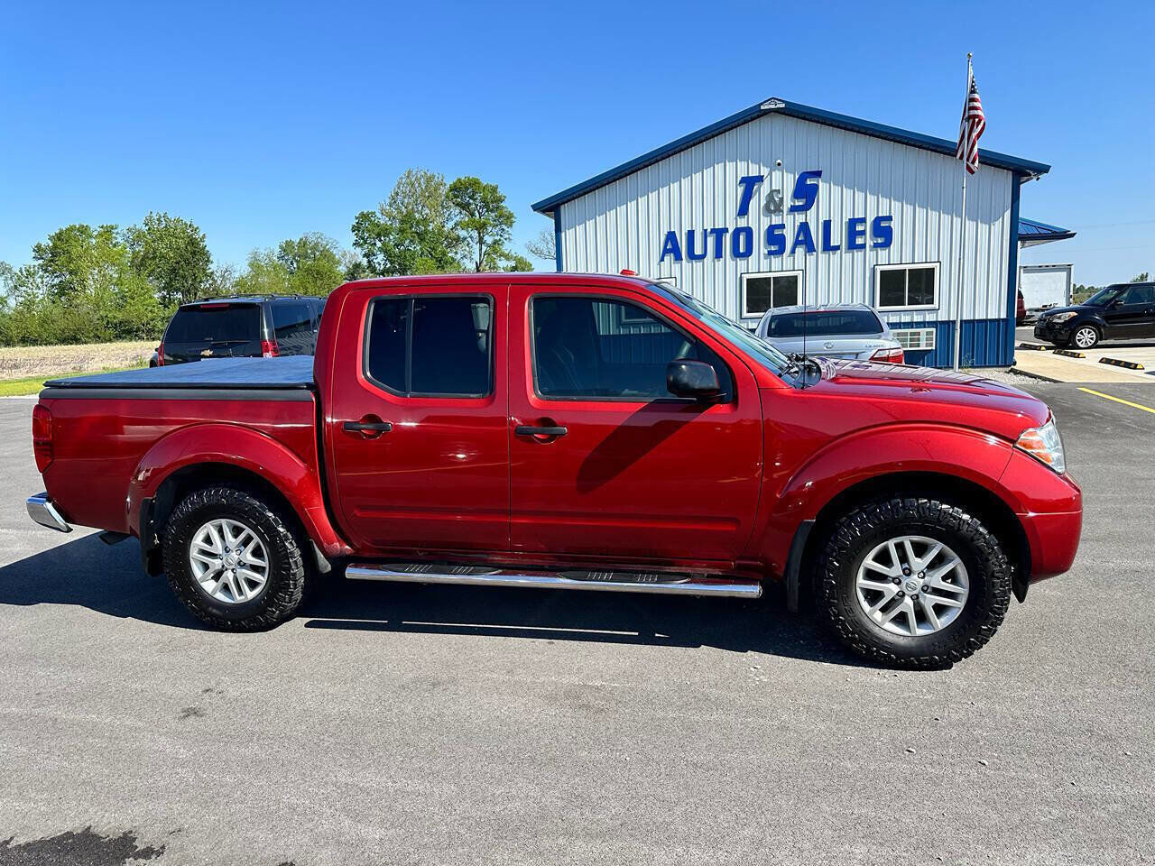 2017 NISSAN Frontier
