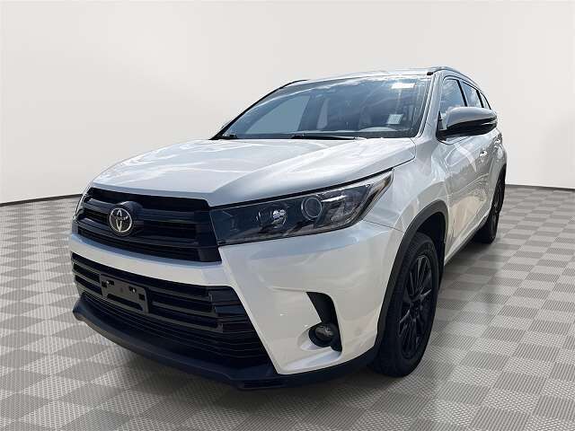 2019 TOYOTA Highlander