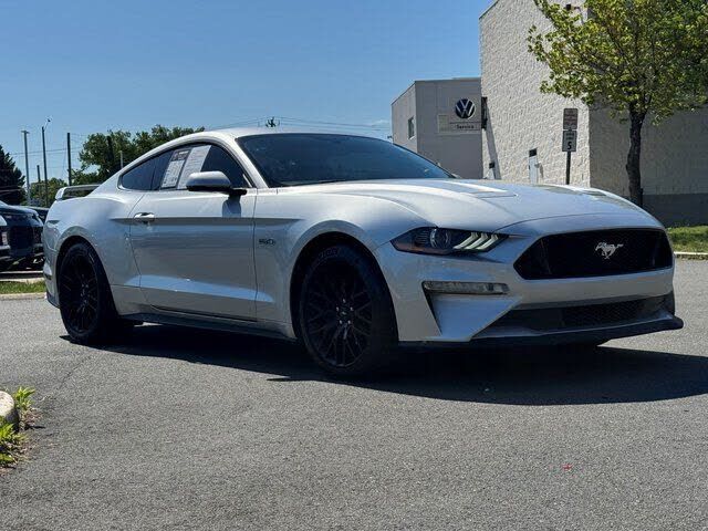 2019 FORD Mustang