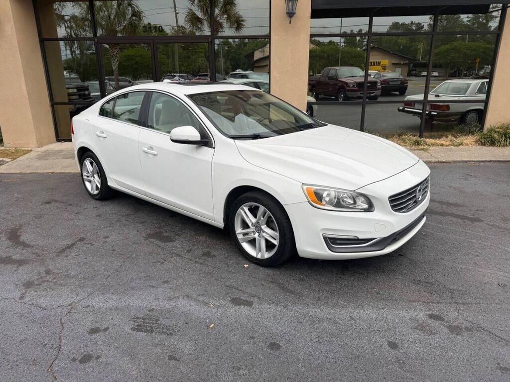 2015 VOLVO S60