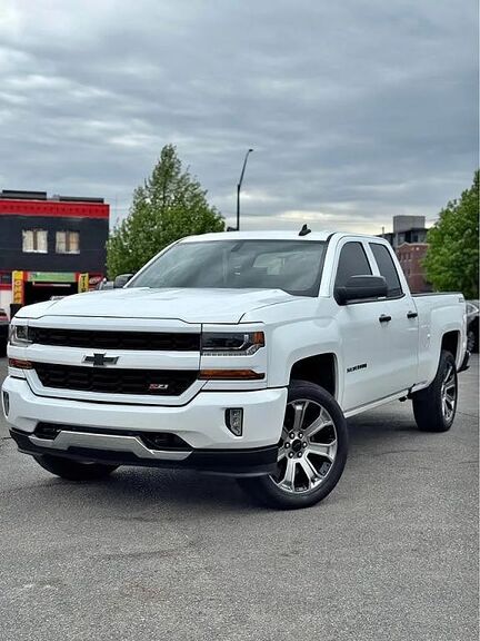 2017 CHEVROLET Silverado