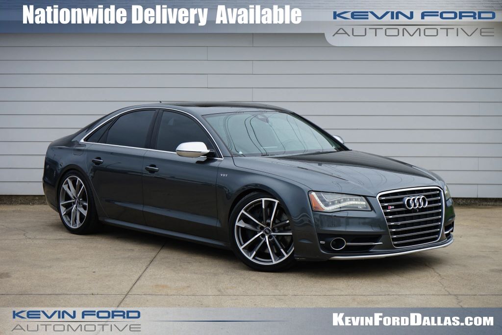 2014 AUDI S8