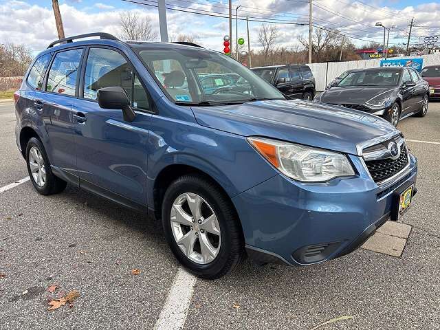2016 SUBARU Forester