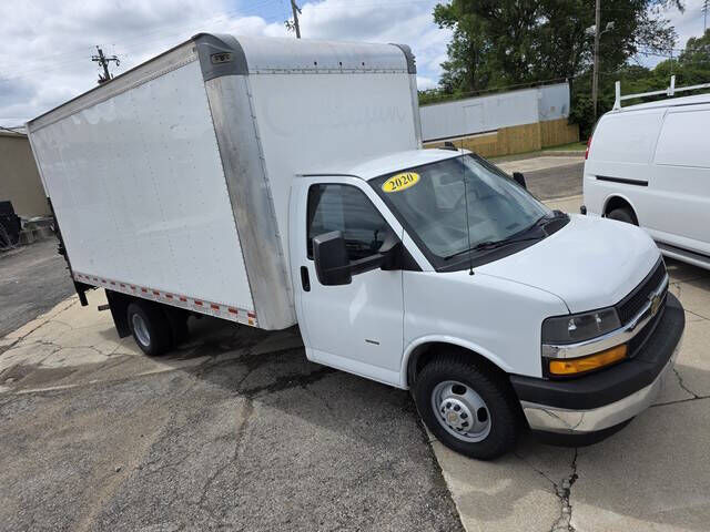 2020 CHEVROLET Express
